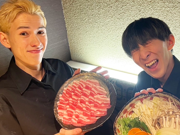 【週1日～OK】しゃぶしゃぶ＆すき焼き食べ放題店のキッチン補助スタッフ／まかない付き＆交通費支給／服装・髪型自由／駅チカ