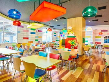 ＼レゴランドホテルでゲスト案内／1/1～4最大時給300円UP/ネイルOK◆