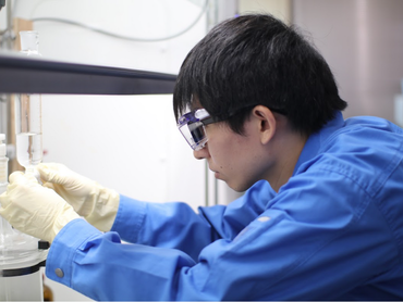 研究職志望の学生さんに最適！化学薬品開発の現場を体験できるアルバイトです！