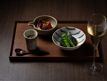 原宿駅すぐ。海外のお客さま多数ご来店のそば屋/時給1500円〜