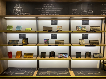 【銀座｜評価制アルバイト】日本発レザーブランド「所作」思考力・言語化力が“時給に直結”するショップスタッフ 週2日・1日3h〜｜学業最優先｜昇給上限2,000円相当｜年功序列なし｜成果と理解度で評価｜髪型ネイル自由