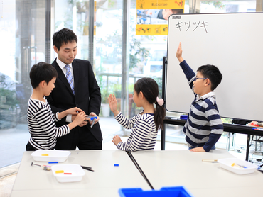 【履歴書不要】未経験OK◎幅広い年代活躍中！ロボット教室の講師