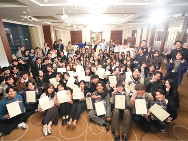 結婚式を一緒に創り上げましょう　ハートコート横浜　ブライダルサービススタッフ　週1日～土日のみOK　未経験者歓迎　初アルバイト歓迎　同年代が多いので馴染みやすい　ガクチカ！就活でも評判いいですよ