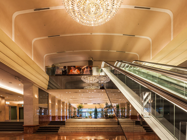 ホテル宴会場やレストランの設営スタッフ #新宿 #ホテル #アルバイト #高級ホテルを裏から支える #未経験OK！ #週1日～OK！ #1日4時間～OK！ #時給1350円からの高時給！ #社員食堂で美味しいまかないあり♪ #短期・単発OK！ #長期OK！ #4年生歓迎 #留学生歓迎