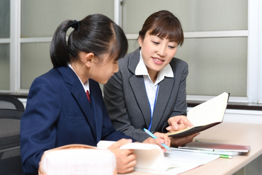 【自習室監督／学生チューター】横浜市内の私立中学・高校内での勤務