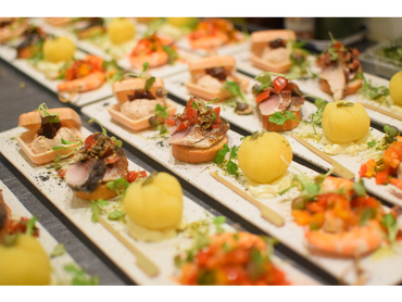 奈良にいるからこそできる体験をしながら、奈良の良さを伝えられるお店作りに力を貸してくださる仲間を募集しています。