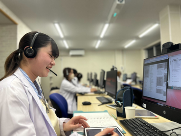 【オンライン個別授業】未経験でも安心！研修制度あり！大学1,2年生大歓迎★私服・明るすぎない茶髪OK　週2回～　1日1コマ～