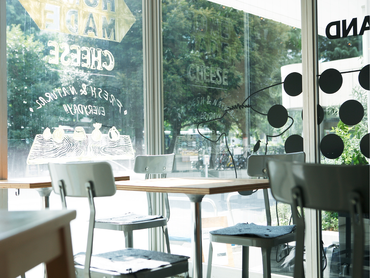 【TVなどでも話題・渋谷】チーズが好きな店舗スタッフ募集！★1日3時間～/週1日～OK★