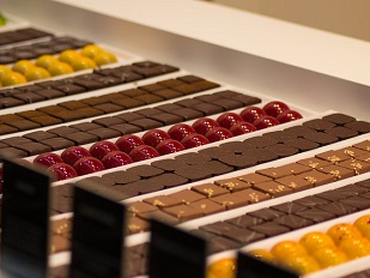 【今年もスタート☆アムール・デュ・ショコラSTAFF募集】未経験OK・研修あり／レジ専任スタッフ大量募集！【1月中旬~2/14までの短期】/tks25p27