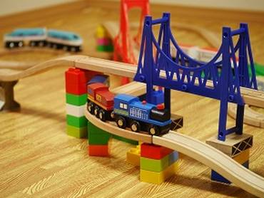 ★年末年始12/23～1/12★鈴木のりたけ『大ピンチ展！』STAFF募集／バレンタイン迄まで継続して働ける方・帰省のタイミングで働きたい方　大歓迎！！【未経験OK・研修あり】/tks25b54