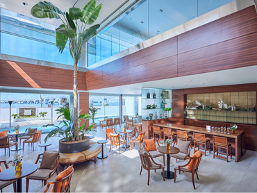 ＼週1＆4H～OK・未経験歓迎！／完全貸切の結婚式場で接客＆サービスのお仕事♪駅チカ＆車・バイク通勤もOK◎【充実の研修制度！安心できる環境で身に着くスキルは将来にも役立つ】