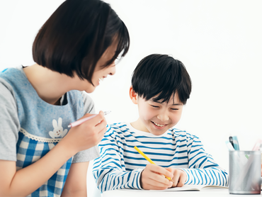 ＼週1・短時間OK！／貧困家庭などの子どもたちへの《少人数型》学習サポーターを募集！