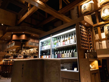 まかない有★四条烏丸駅〜徒歩1分！＜オシャレok＞髪型・髪色自由で自分らしく！週2日〜・1日3h〜okの自由シフトが魅力★履歴書不要★社割あり系列店20%off