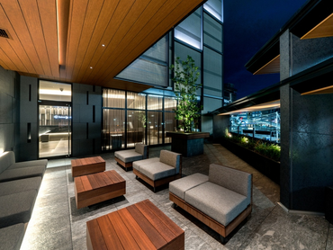 ラグジュアリーなホテルで働きたい方必見！フロント、ロビーアテンド等で接客スキルが学べる環境です✻