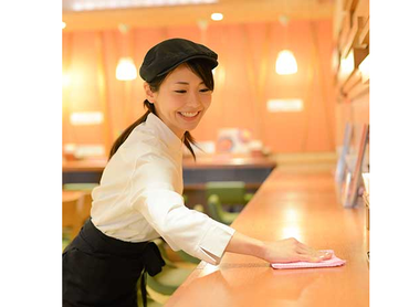 ＼初バイト・4年生歓迎／セルフうどん専門店でのホール・接客と調理補助 #３時間／日〜OK #シフト提出２週間ごと #WワークOK  #社員割引き有