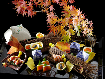 日本料理とおもてなしを提供するホールスタッフ【HANA吉兆】