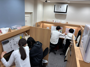 週1日１日1コマから勤務OK！『先生』始めてみませんか?　ECCベストOne練馬校