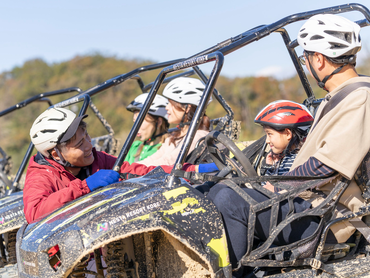 【アルバイト・パート】友達と一緒に応募大歓迎！！テーマパークスタッフ始めてみませんか！