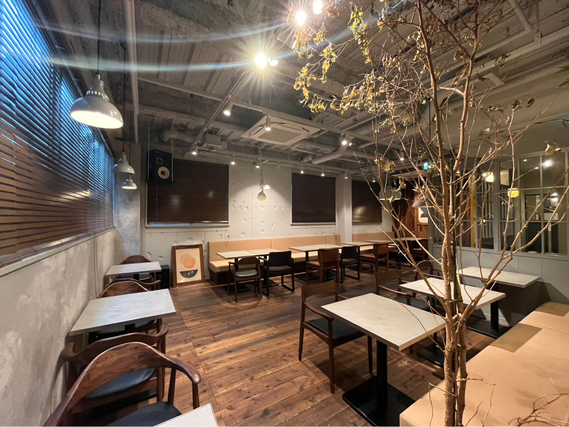 【堺筋本町店／オシャレなビストロ☆】お昼の時間帯働ける方歓迎！週2日～＆1日4h～勤務OK♪未経験者も歓迎の詳細画像