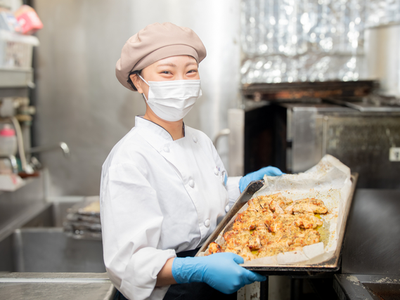 1回生も4回生も歓迎♪マニュアル完備／駅チカ1分／週2〜◎シフト申請2週間ごと【PAUL BOCUSE　大丸百貨店　京都店】#一人暮らし必見の詳細画像