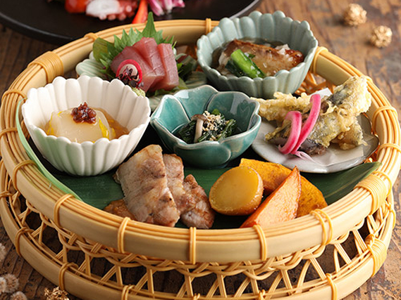 週2日～・短時間OK！　美味しいまかない付き！　お洒落な雰囲気の和風ダイニングレストラン「あえん」で【ホール・キッチン】募集☆未経験歓迎♪シフト柔軟◎学生活躍中☆交通費支給の詳細画像