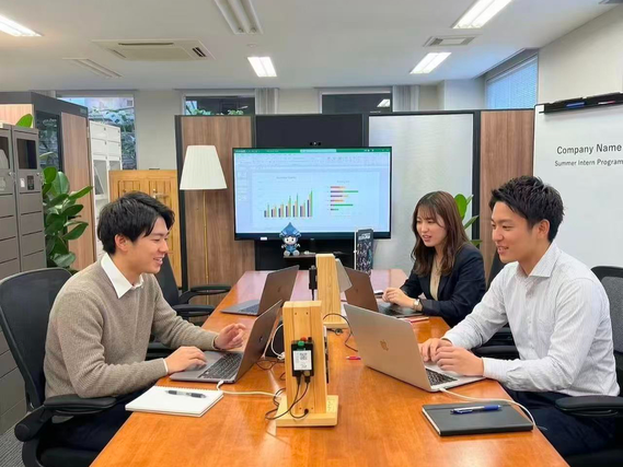 テクノロジースタートアップ企業でのSNS運用、マーケティング支援、営業支援のインターン・アルバイト募集（新入生歓迎/髪型・服装自由/ネイルOK/ヒゲOK)の詳細画像