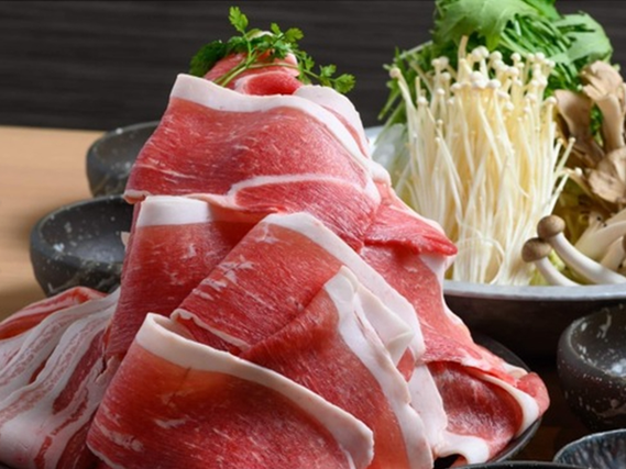 ＜おいしいまかない付き！＞しゃぶしゃぶ＆すき焼き食べ放題店のホールスタッフ／週1日～・1日2h～OK／服装・髪型自由／交通費支給／駅チカの詳細画像