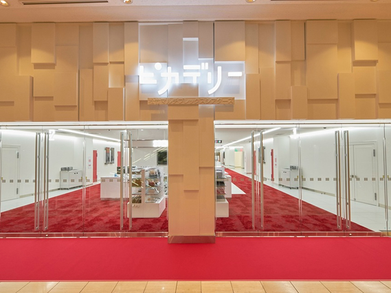 【映画館スタッフ】アルバイトデビューにも最適！新しい仲間たちと新しいお仕事を始めませんか？(丸の内ピカデリー)の詳細画像