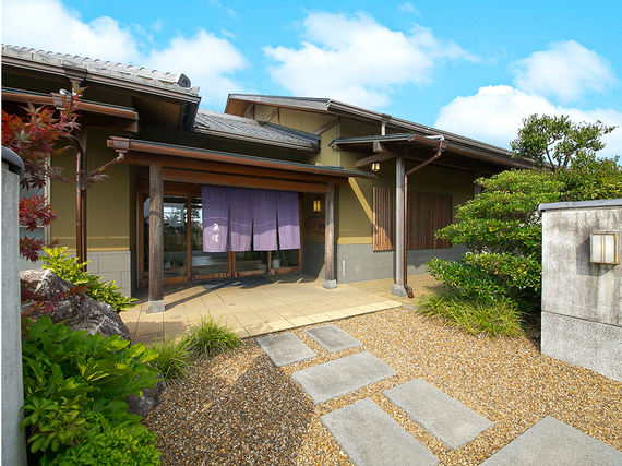 日本料理店の宴会準備・片付け・配膳　週2～3日勤務（4時間程度）　土・日・祝日勤務できる方優遇　食事付き　交通費支給の詳細画像