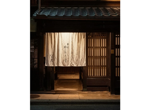 １００年の歴史ある京町屋で接客を学べるホールスタッフの募集の詳細画像