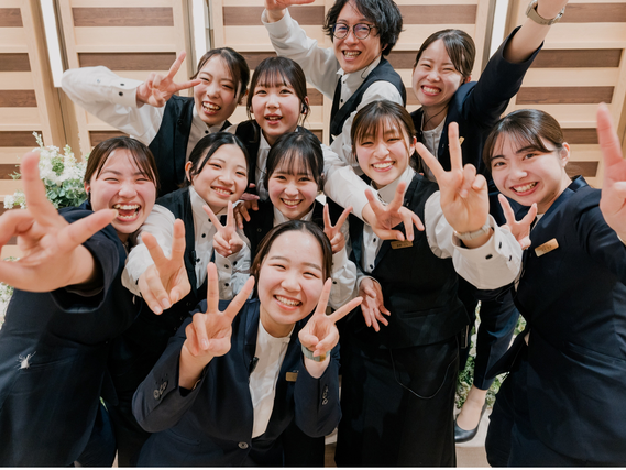 <車通勤OK！>未経験から始めた大学生・専門学生多数活躍中！友達同士の応募もOK◎土日祝・週1日4h～でシフト相談がしやすい♪の詳細画像