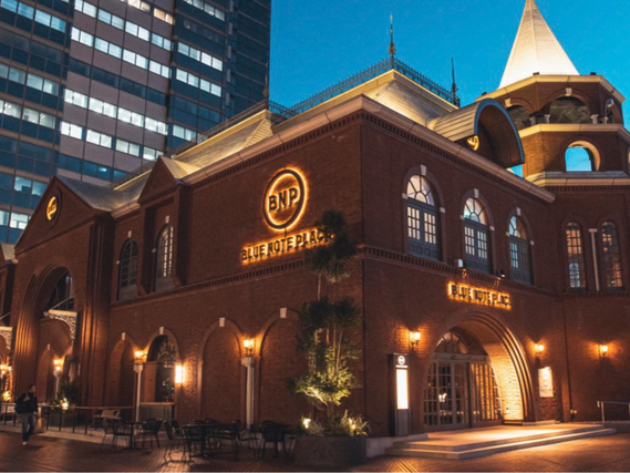 カジュアルダイニング&バーのフロントスタッフの詳細画像