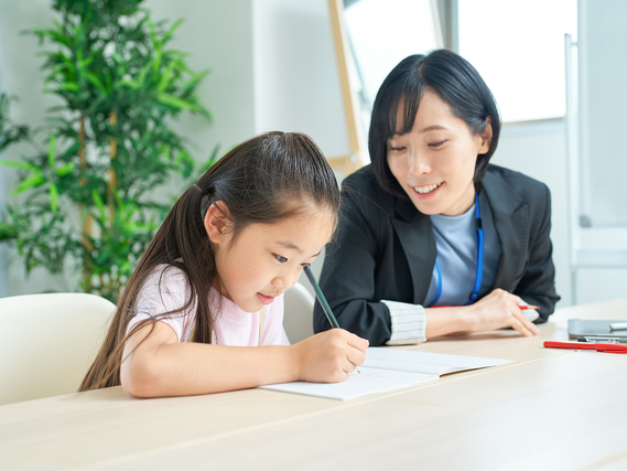 ＼週1・未経験OK！授業と両立◎／【不登校・発達障害・高校中退の生徒】学び直しと心をサポートする塾講師募集！の詳細画像